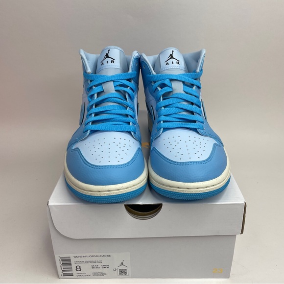 Nike Air Jordan 1 Retro Mid SE WMNS “Powder Blue/Ice Blue” 2023 - Picture 2 of 4